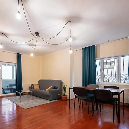 Green Oasis - Northern Apartment